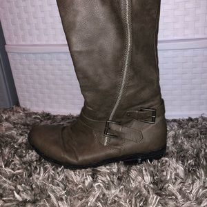 Grey calf high boots